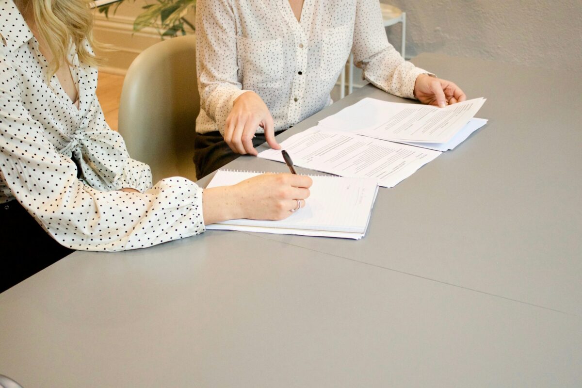 A person signing the documents to register a company in Hong Kong while being a non resident